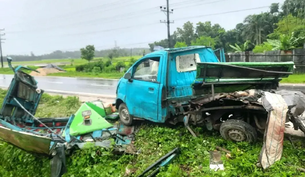 চকরিয়ায় বাস-জিটু মুখোমুখি সংঘর্ষে নিহত ৪, আহত ৫