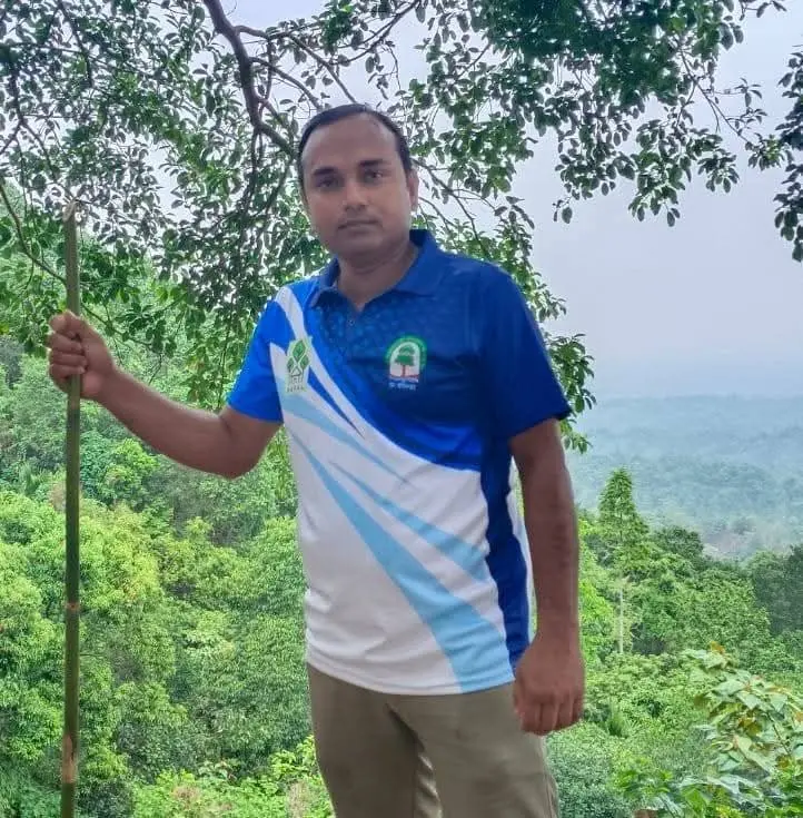 গাছ পাচার ও ভুয়া পারমিট বানিজ্যে কোটিপতি রেঞ্জ কর্মকর্তা নজরুল