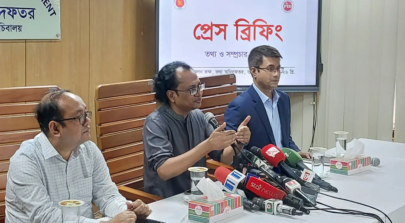 দিল্লি সফর নিয়ে প্রতিবাদের কারণ তুলে ধরলেন প্রধানমন্ত্রীর উপদেষ্টা