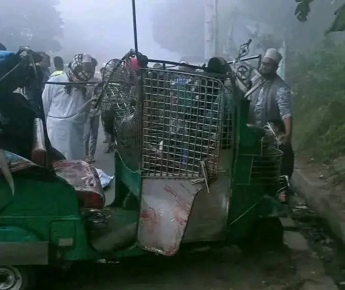হাটহাজারীতে সড়ক দুর্ঘটনায় দুজনের মৃত্যু