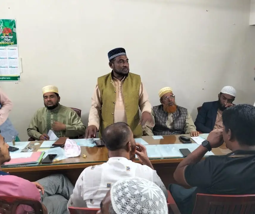 মিরসরাইয়ে জামায়াতের প্রার্থীর সাথে পৌরসভা কেন্দ্র কমিটির মতবিনিময়