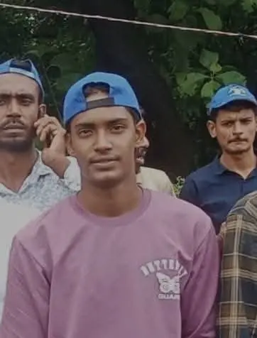 মোটরসাইকেল নিয়ন্ত্রণ হারিয়ে বিদ্যুৎ খুঁটিতে ধাক্কায় প্রাণ গেলো কিশোরের