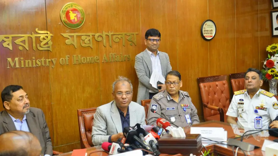 নির্বাচনে কোনো ঝুঁকি নেই, সর্বোচ্চ নিরাপত্তা নিশ্চিতের আশ্বাস স্বরাষ্ট্র উপদেষ্টার