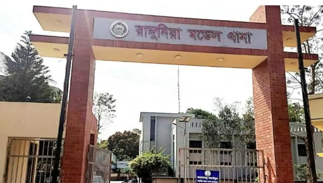 রাঙ্গুনিয়ায় তরুণীর ঝুলন্ত মরদেহ উদ্ধার—পরিবারের ‘গোপন প্রচেষ্টা’, তদন্তে পুলিশ