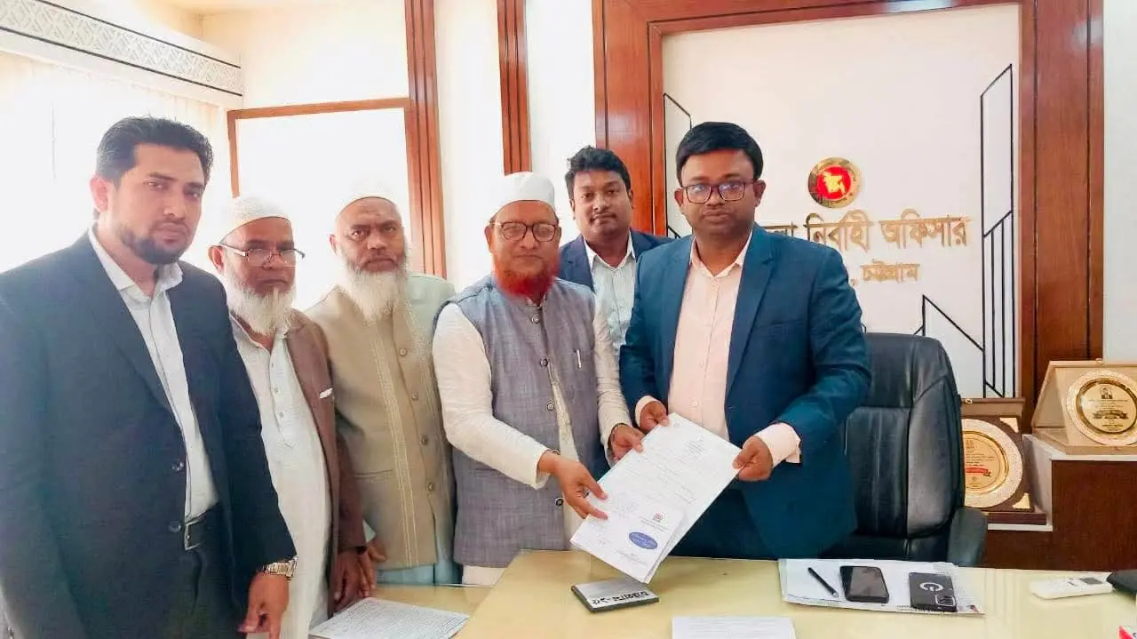 চট্টগ্রাম–১৫ আসনে শাহজাহান চৌধুরীর পক্ষে জামায়াতের মনোনয়ন ফরম সংগ্রহ