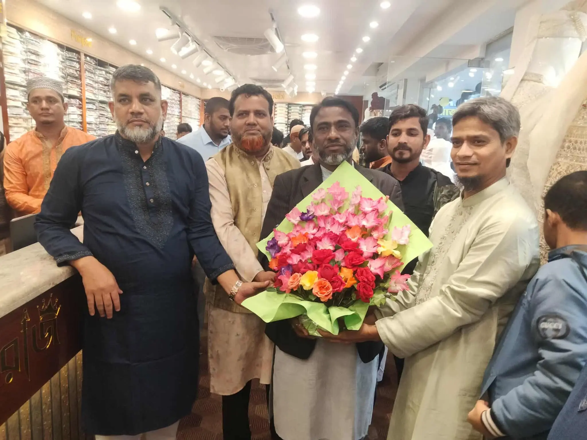 সাতকানিয়ায় যাত্রা শুরু করল ‘যুবরাজ পাঞ্জাবি এন্ড শেরওয়ানি’