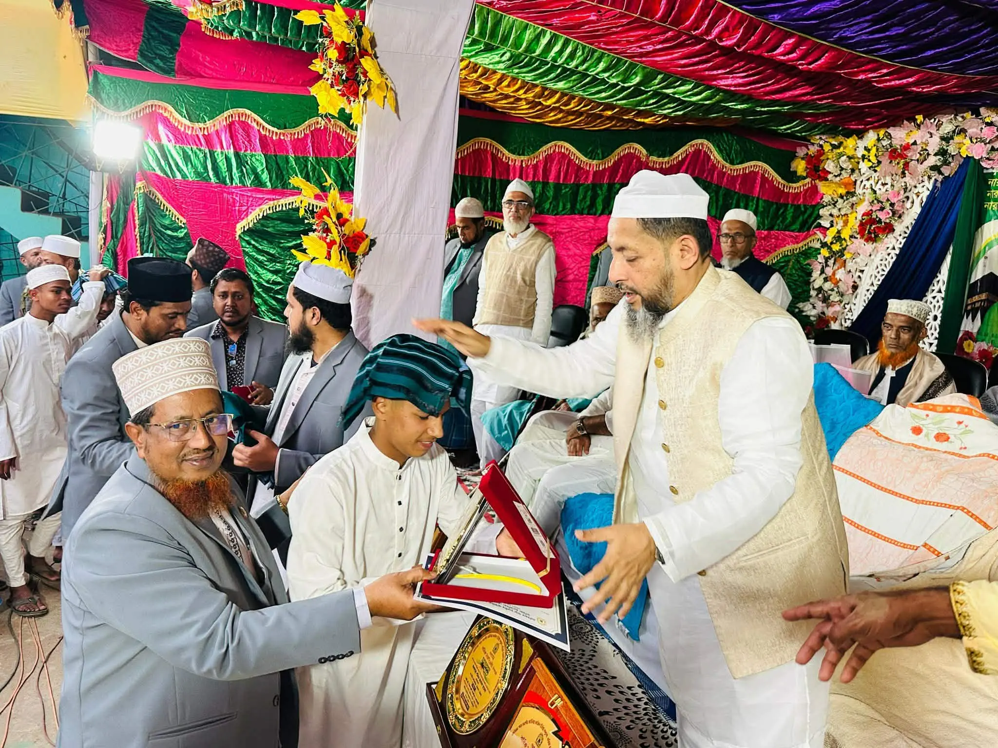 আনোয়ারায় চারপীর আউলিয়া মাদ্রাসার বার্ষিক সভা সম্পন্ন