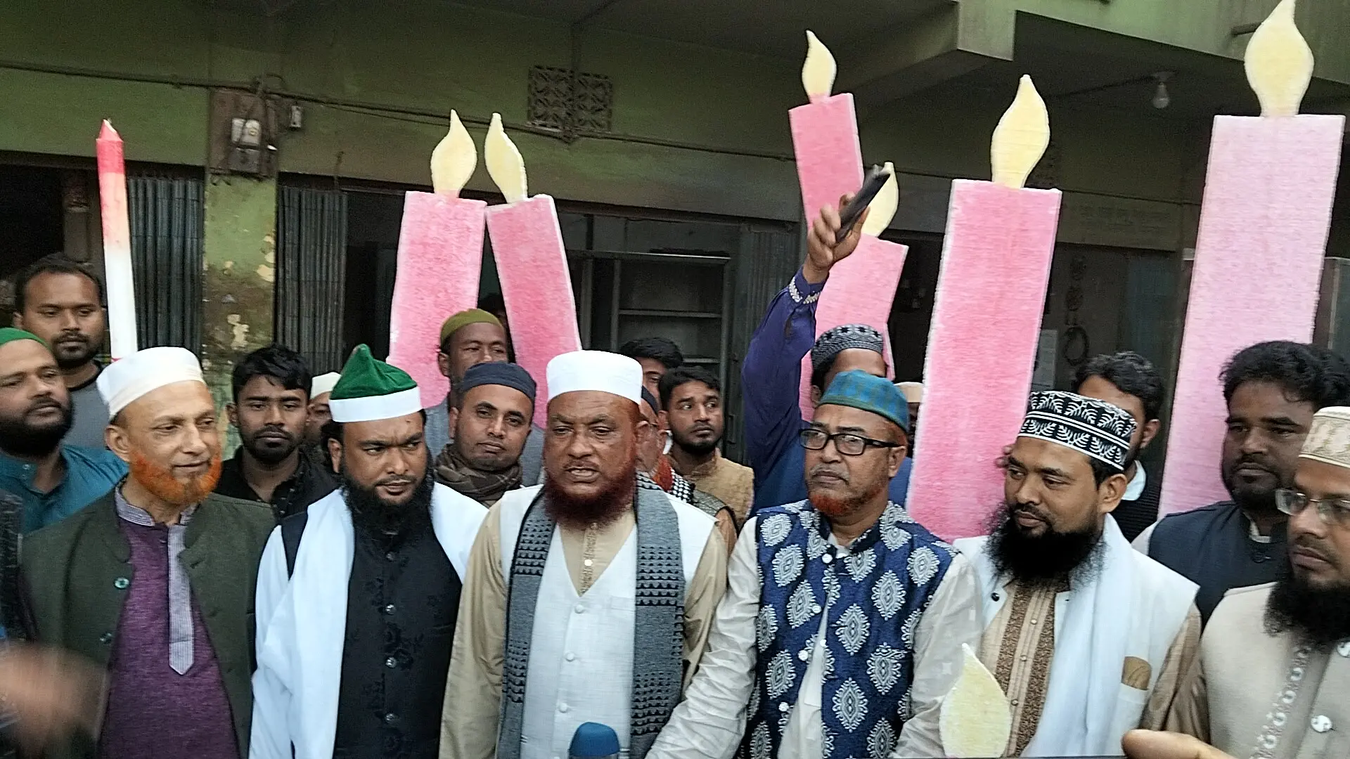 আনোয়ারায় সুন্নী জোট প্রার্থীর প্রচারণা শুরু: পরিবেশ সুষ্ঠু থাকলে জয়ের আশা