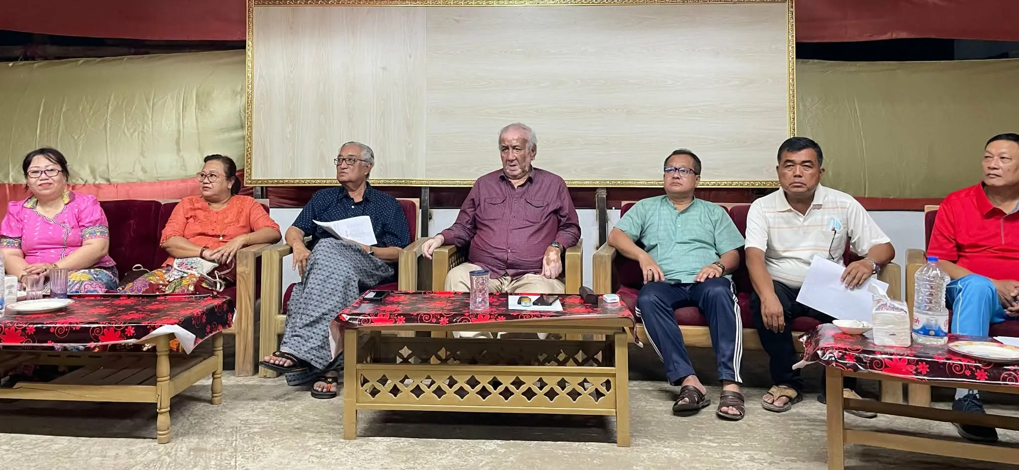 বান্দরবানে সাচিং প্রু জেরী এমপি'র সাথে সাংগ্রাই উদযাপন কমিটির সৌজন্য সাক্ষাৎ