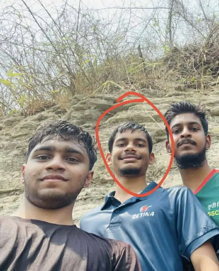 লামায় মাতামুহুরী নদীতে গোসল করতে নেমে এক পর্যটক নিখোঁজ