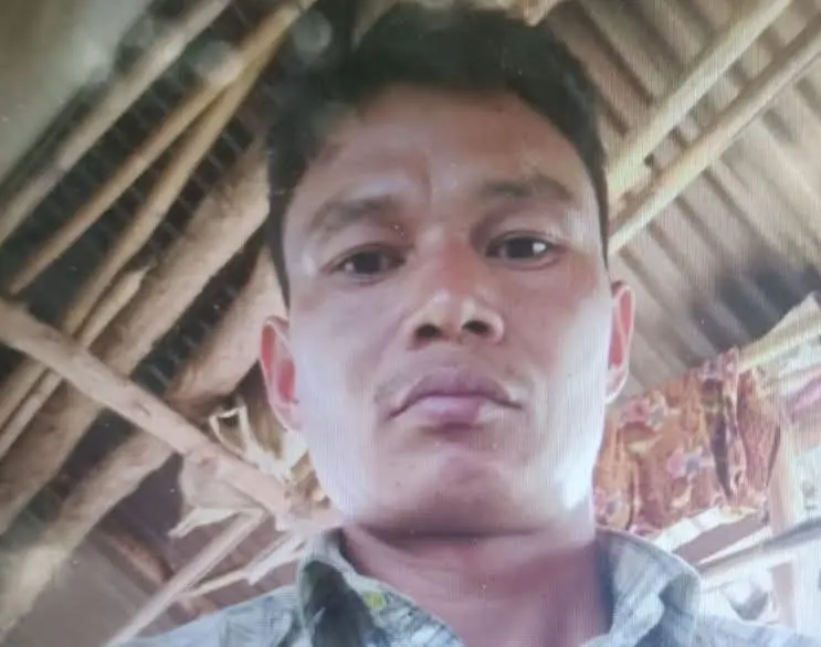 নাইক্ষ্যংছড়িতে ব্রীজের রেলিং থেকে পড়ে যুবকের মৃত্যু
