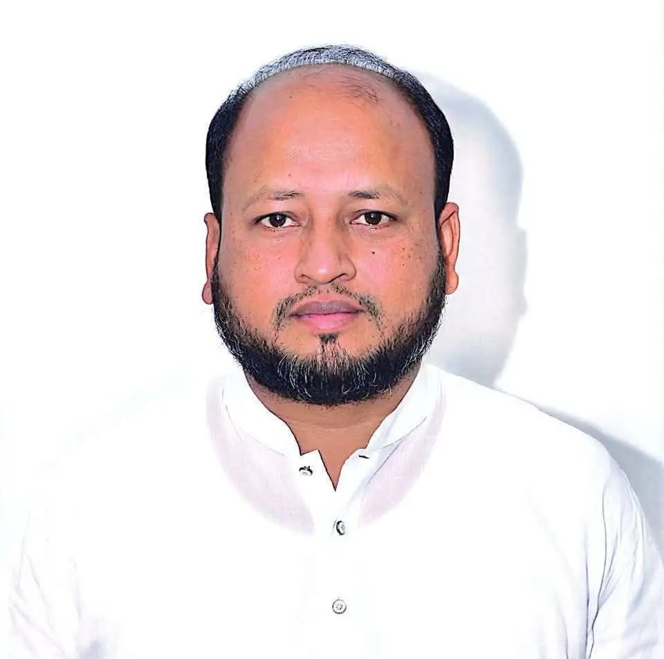 হাটহাজারীর ছিপাতলী আ.লীগ সভাপতি মনির র‍্যাবের হাতে গ্রেপ্তার