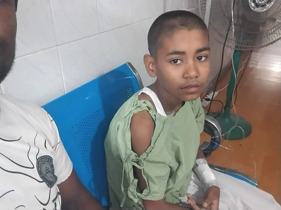 রামুর নন্দাখালী কিডনি রোগী আনিসের চিকিৎসায় সহায়তার আহ্বান