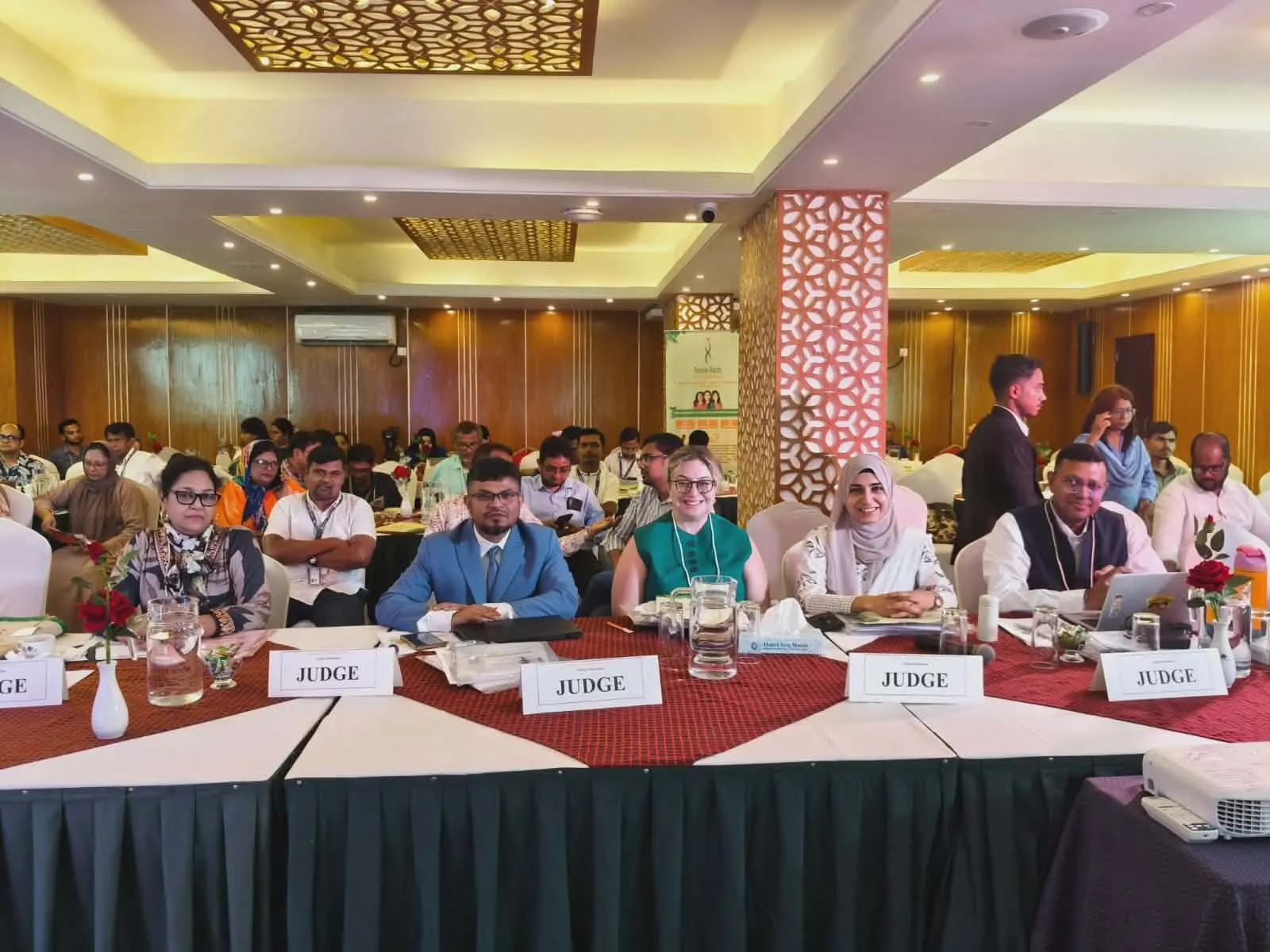 আমাল ফাউন্ডেশনের ক্লাইমেট হ্যাকাথন: বৈশ্বিক সংকট মোকাবিলায় তরুণী ও নারীদের নেতৃত্ব বিকাশ অত্যন্ত জরুরি