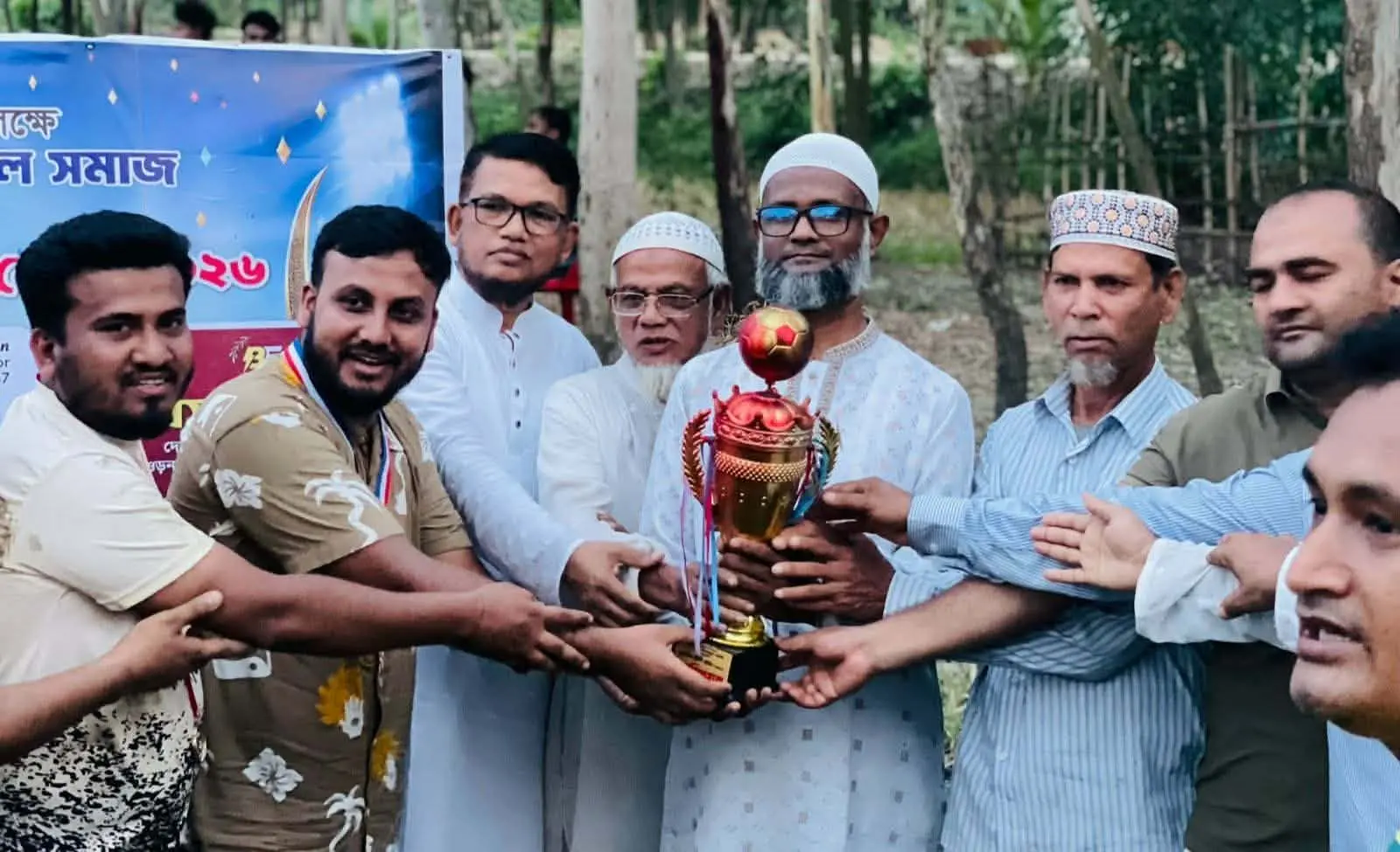 দক্ষিণ ঢেমশায় হাঙ্গরকুল সমাজের উদ্যোগে প্রীতি ফুটবল ম্যাচ ও মিলনমেলা অনুষ্ঠিত
