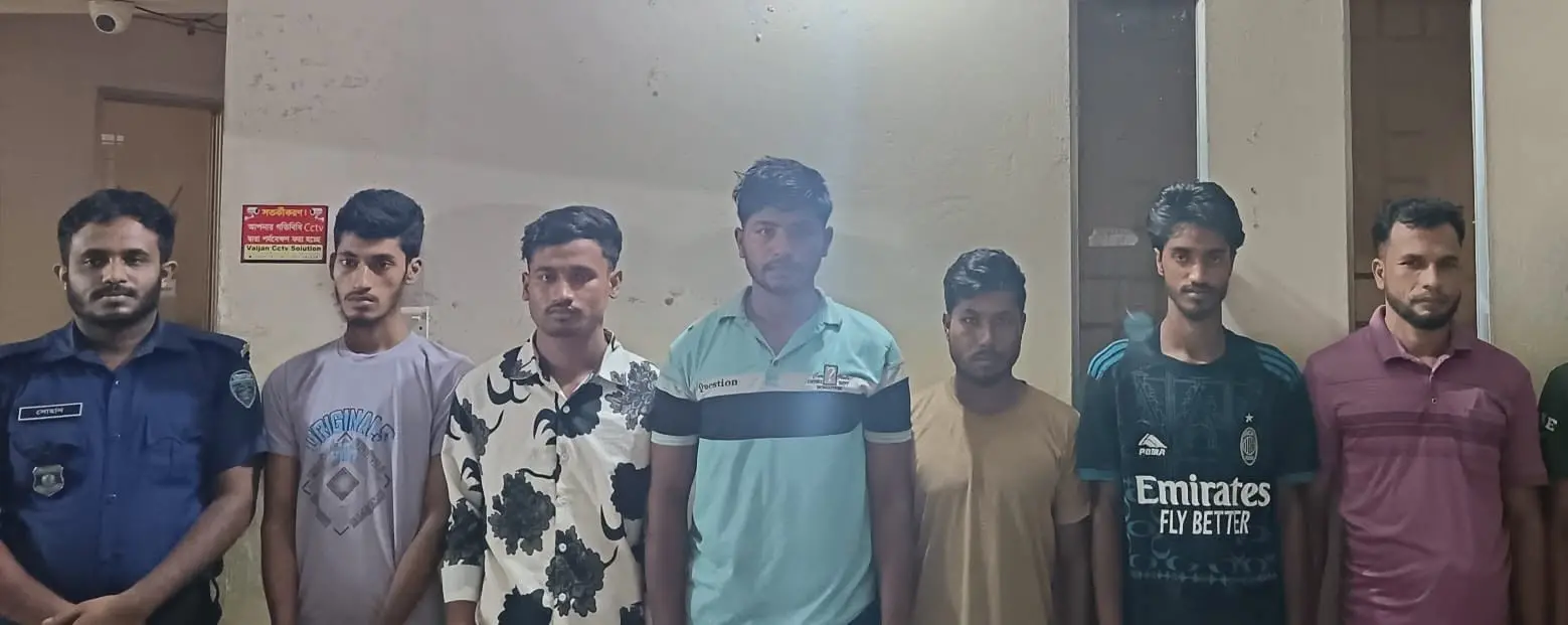চকরিয়া থানার বিশেষ অভিযানে ৬ আসামি গ্রেপ্তার