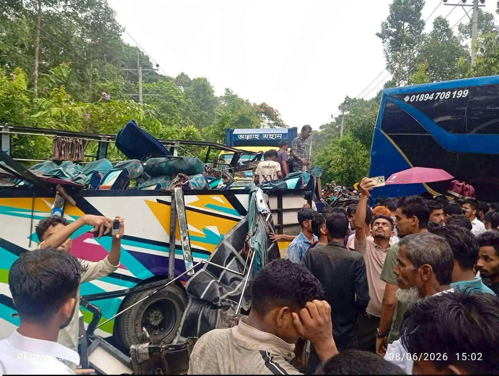 চকরিয়ায় দুই বাসের মুখোমুখি সংঘর্ষে নিহত ২, আহত ২০