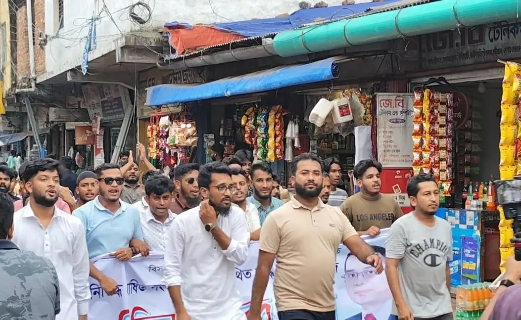 ফটিকছড়িতে ছাত্রলীগের গোপন বৈঠক ও অপতৎপরতার প্রতিবাদে ছাত্রদলের বিক্ষোভ