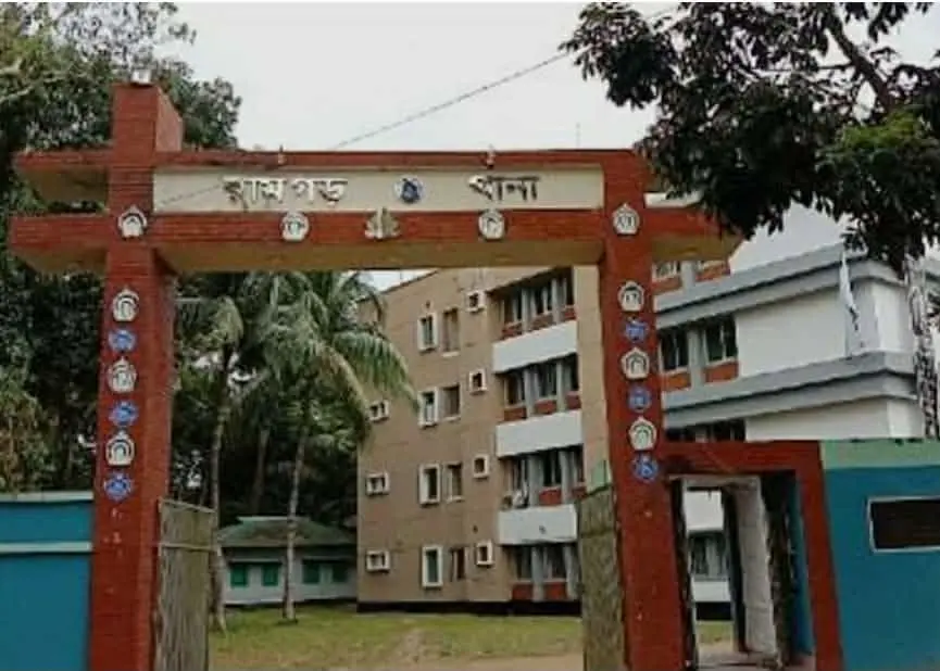 সংবাদ সংগ্রহে সাংবাদিককে হেনস্তার অভিযোগ, অভিযুক্ত রামগড় থানার এসআই আনসার আলী