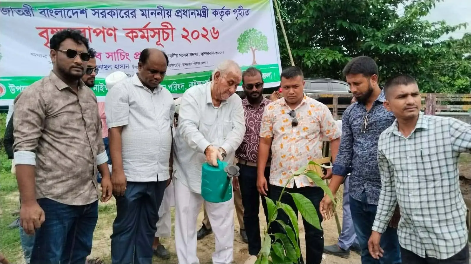 নাইক্ষ্যংছড়িতে প্রধানমন্ত্রীর তহবিল থেকে ৭৫ জনকে আর্থিক অনুদান দিলেন সাচিং প্রু জেরী