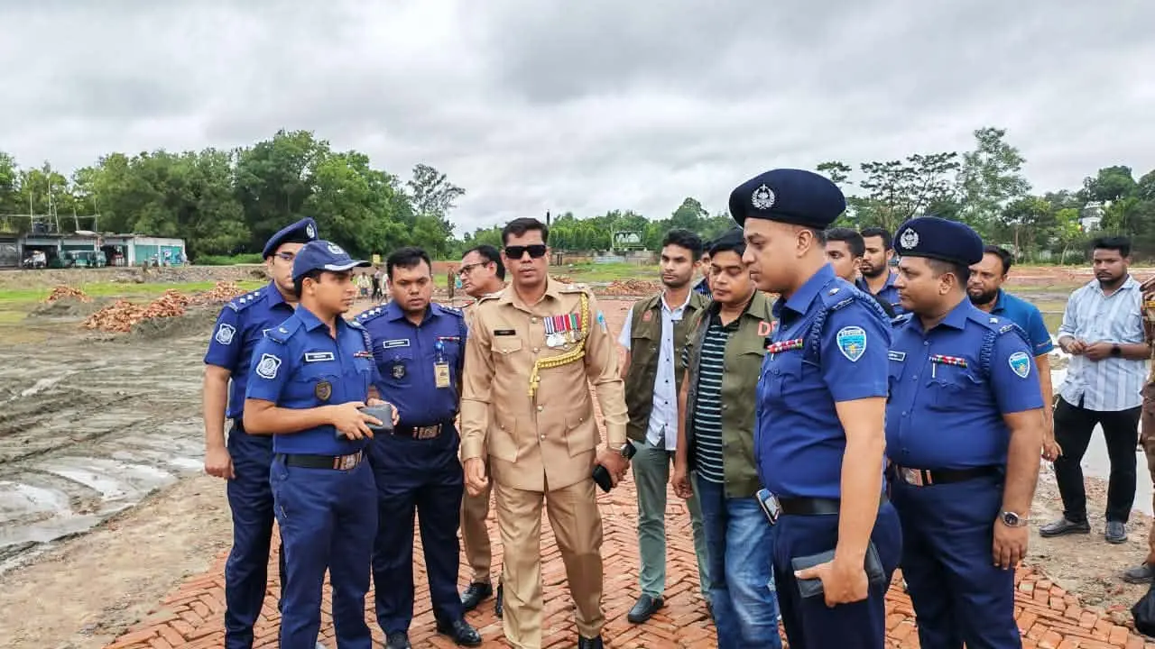 ফটিকছড়িতে প্রধানমন্ত্রীর সফর উপলক্ষে নিরাপত্তা প্রস্তুতি পরিদর্শনে পুলিশ সুপার