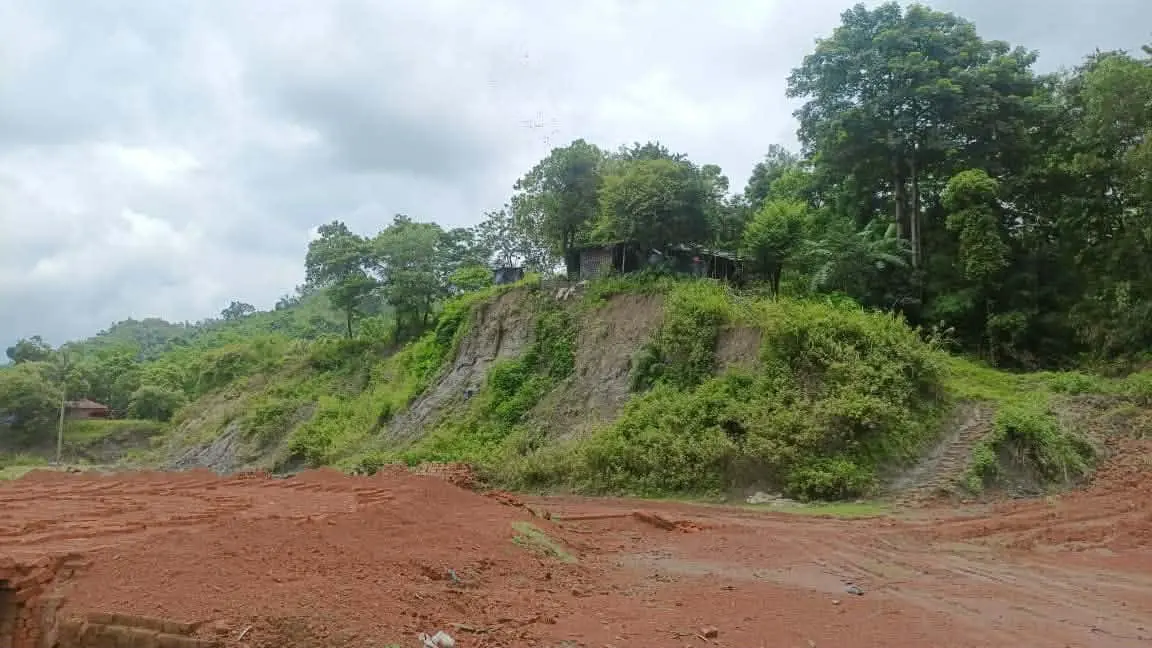 লামার ফাইতংয়ে দুই বোনের বিরুদ্ধে জমি জালিয়াতির অভিযোগ