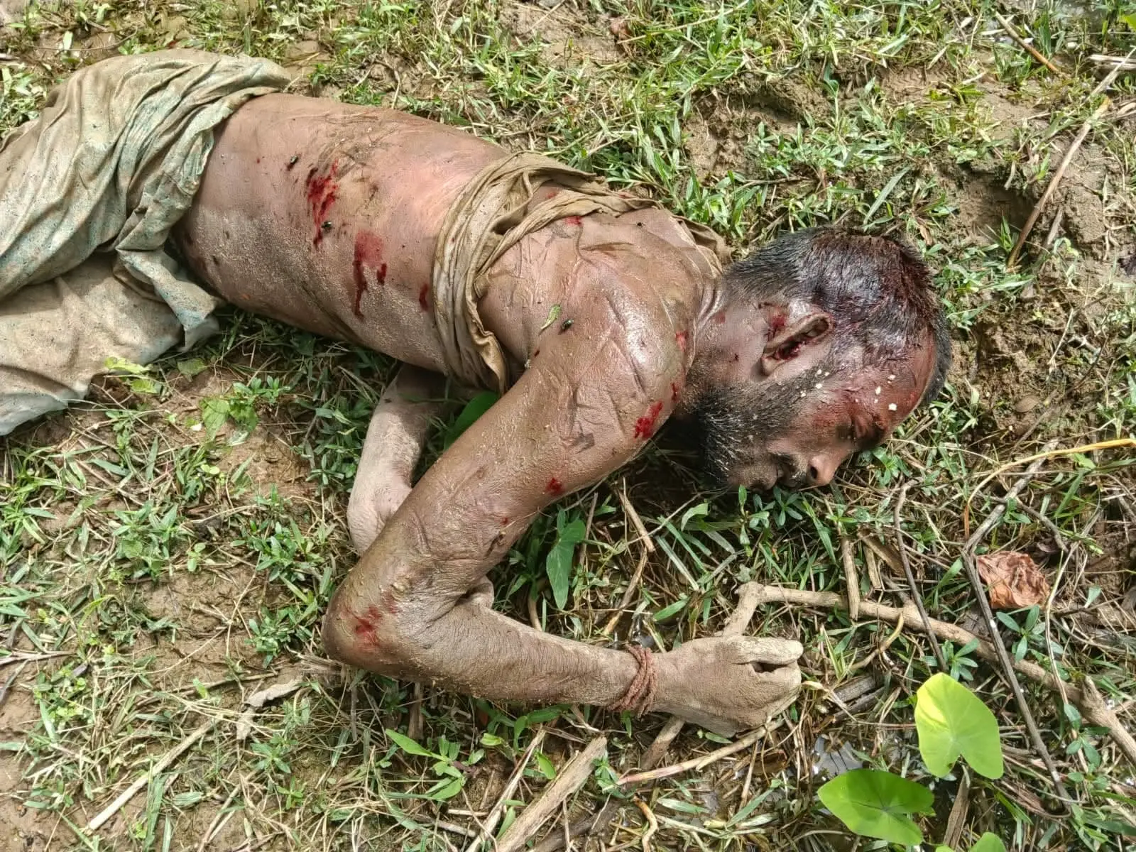 চকরিয়ায় অজ্ঞাতপরিচয় ব্যক্তির লাশ উদ্ধার