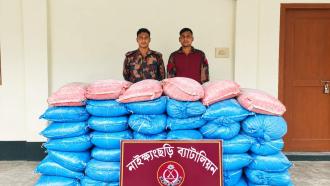 নাইক্ষ্যংছড়ি সীমান্তে পাচারের প্রস্তুতির সময় সার ও সিমেন্ট জব্দ