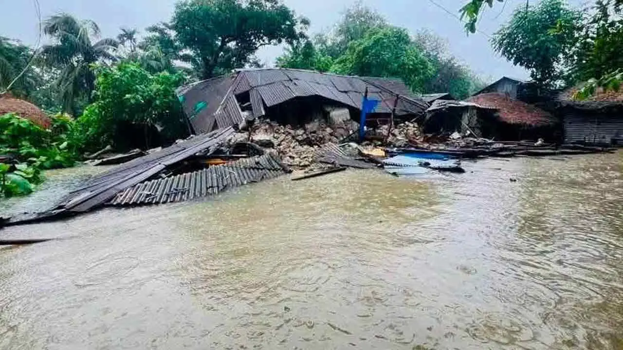 মানবসৃষ্ট দুর্যোগে ডুবছে দক্ষিণ চট্টগ্রাম: সাঙ্গু-ডলু ও শাখা খালগুলো এখন মরণফাঁদ