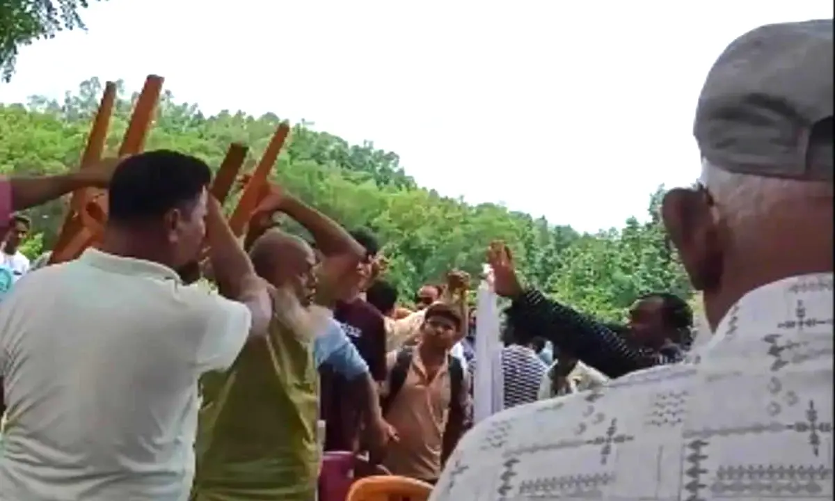 লামায় জমি বিরোধে বৈঠক, সমঝোতায় কোয়ান্টাম ও গফুর ম্যানেজার