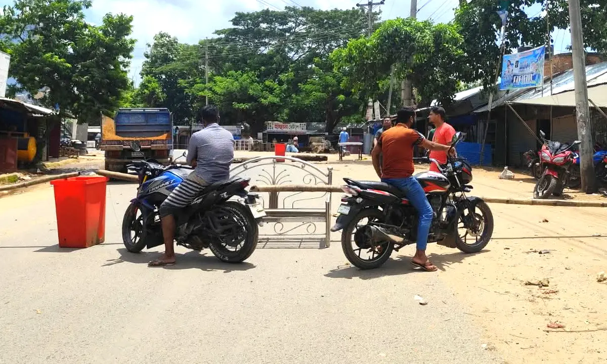 যৌক্তিক স্থানে সদর দপ্তরের দাবিতে ফটিকছড়ি উত্তরে চলছে হরতাল