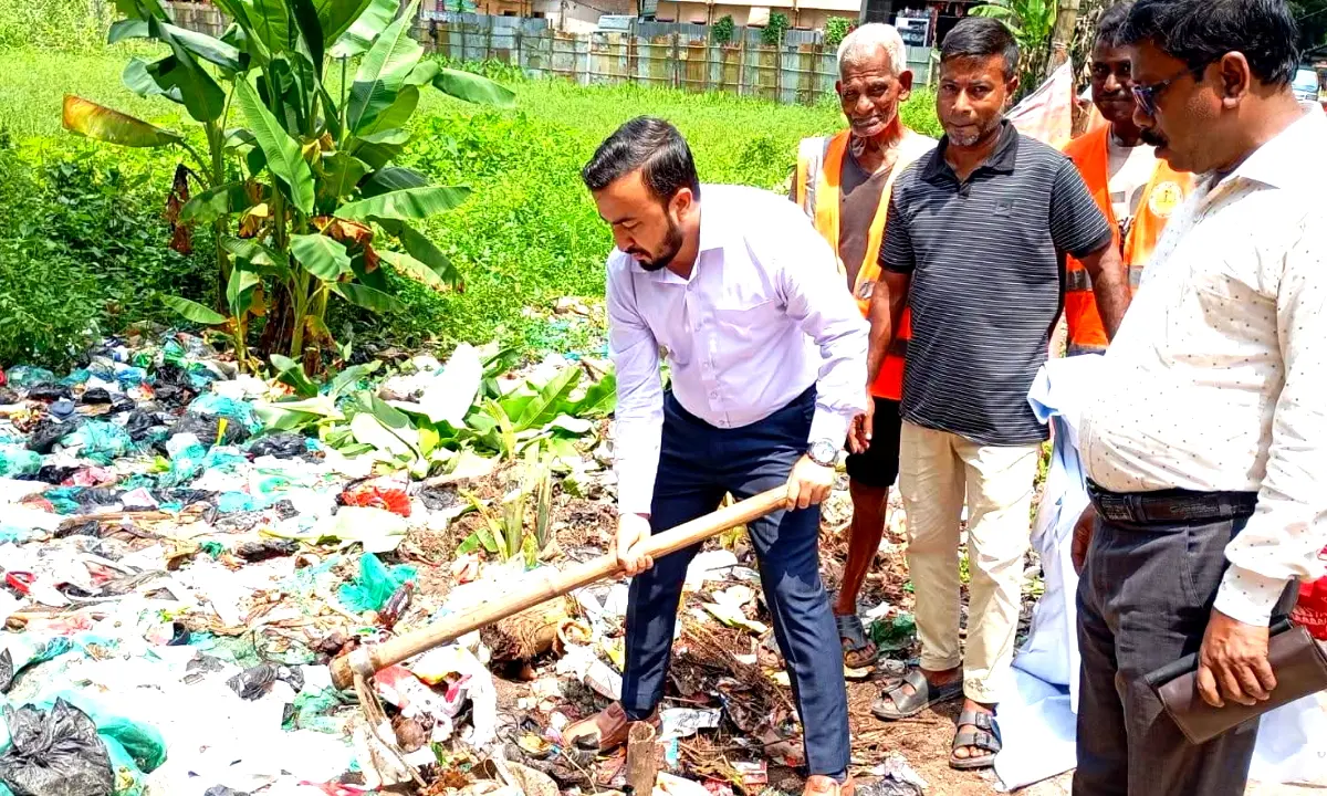 ফটিকছড়ি পৌরসভায় বিশেষ পরিচ্ছন্নতা অভিযান