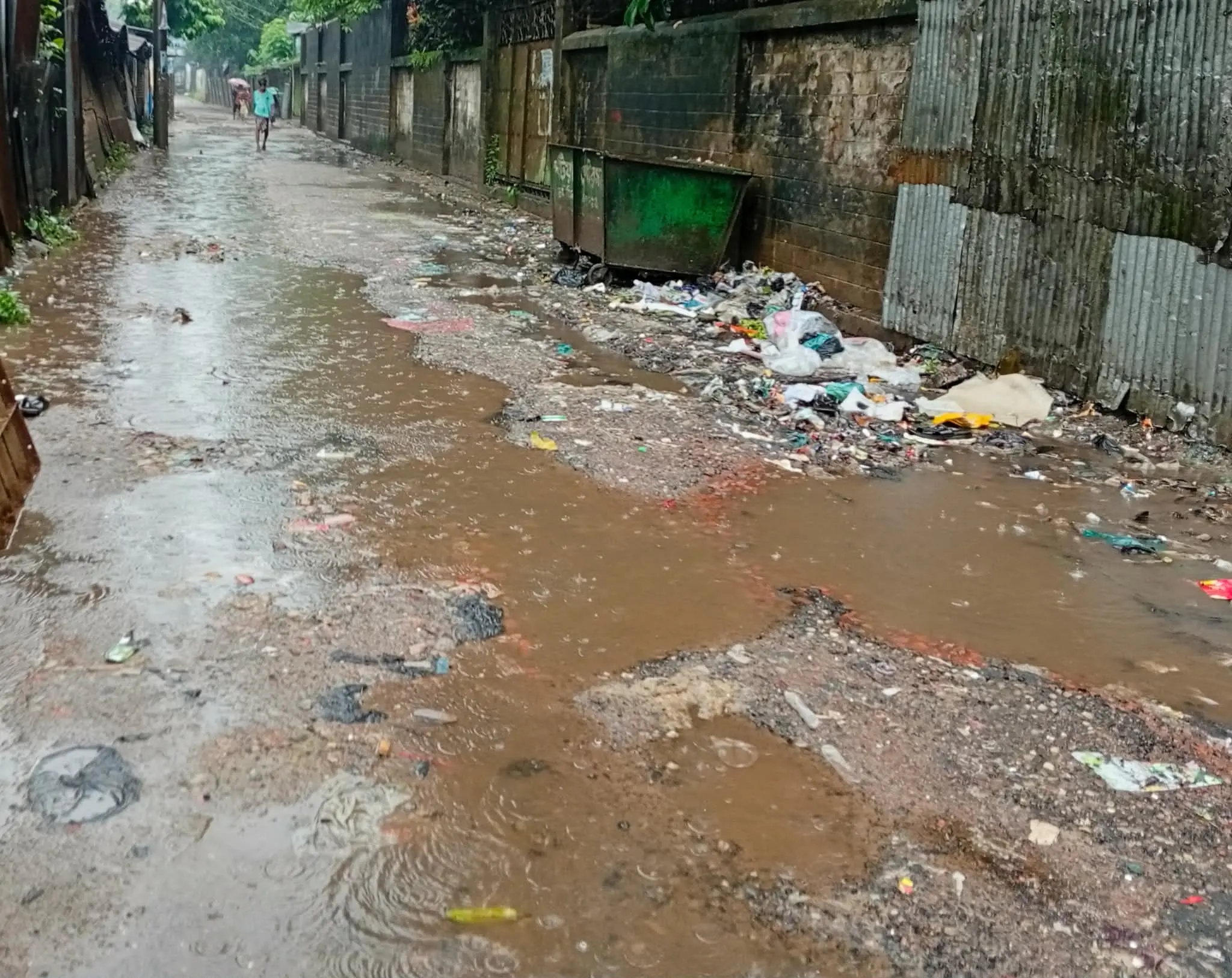 পটিয়া পৌরসভার অন্নদত্ত সড়কের বেহাল দশা, সংস্কারের দাবি