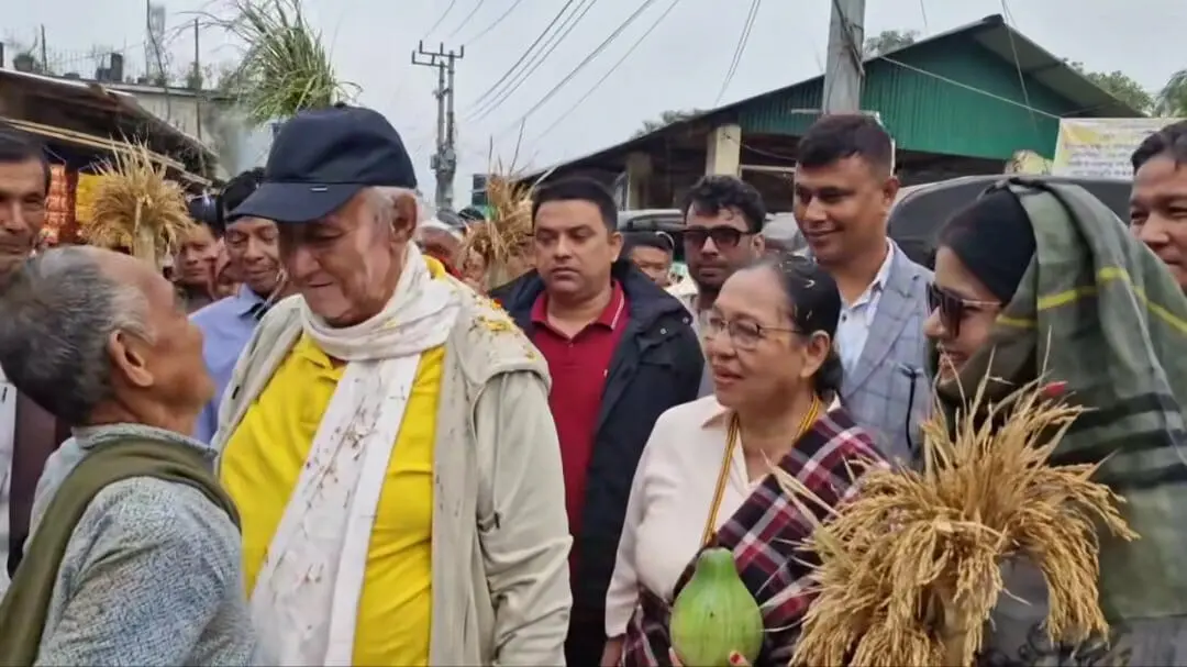 বান্দরবানের ম্রো অধ্যুসীত অঞ্চলে সাচিংপ্রু জেরীর ব্যাপক গনসংযোগ, দিচ্ছেন নানান প্রতিশ্রুতি