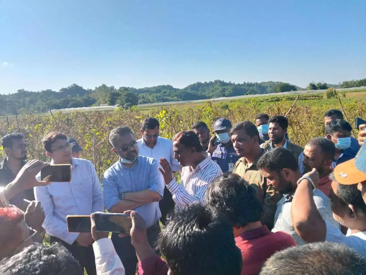 লামায় অবৈধ ইটভাটা ও পাহাড় কাটায় অভিযানে বাধা এনসিপি নেতা সহ ১১ জনের বিরুদ্ধে মামলা