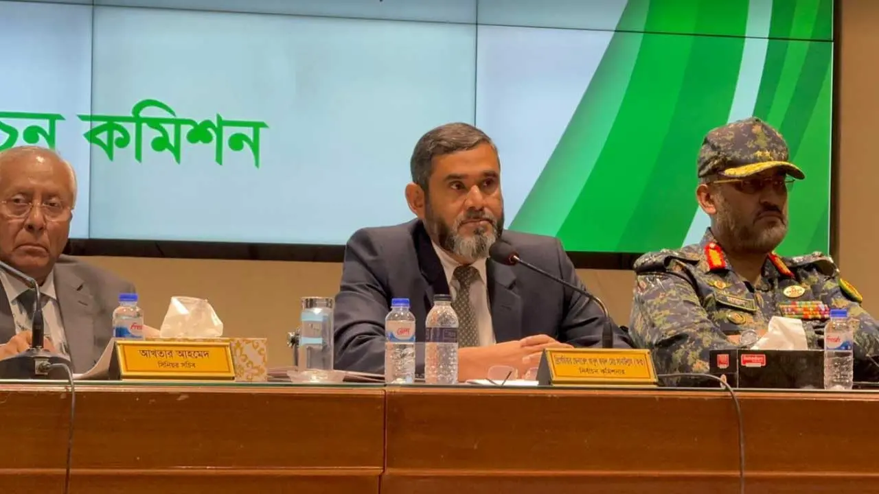 নাশকতামূলক কর্মকাণ্ডে রাজনৈতিক সম্পৃক্ততা পাওয়া যায়নি : ইসি