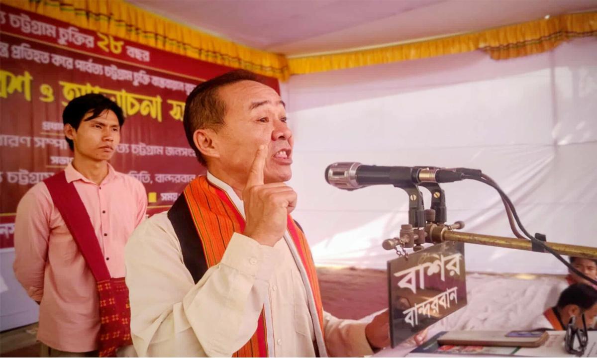 অস্ত্র জমা দিয়েছি ঠিকই ট্রেনিং জমা দেয়নি: উইন মং জলি