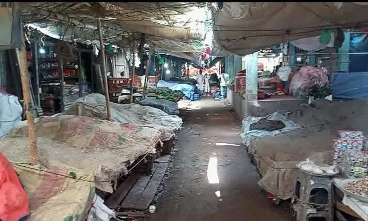 রামুর গর্জনিয়া বাজারে অবৈধ দখলের অভিযোগ