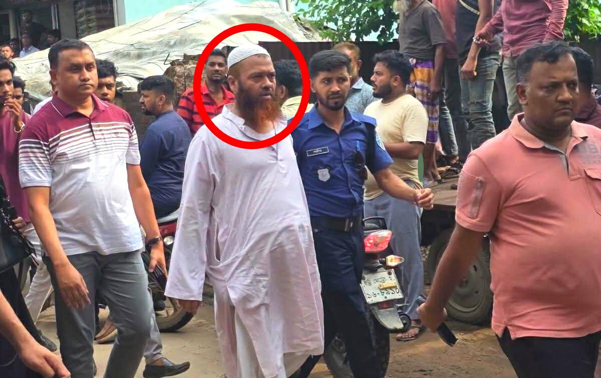 আত্মগোপনে থাকার পর গ্রেপ্তার ওলামালীগ সভাপতি হেলাল চেয়ারম্যান