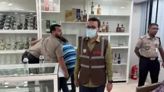 সালমান মুক্তাদিরের শ্বশুরের ৪ ওয়্যারহাউস সিলগালা