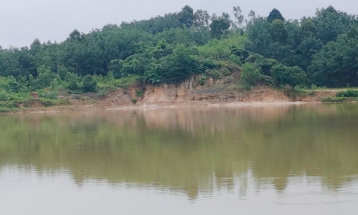 টানা ভারী বর্ষণে লামায় হারেস মাল্টি ফার্মের বাঁধ ভেঙে কোটি টাকার ক্ষয়ক্ষতি