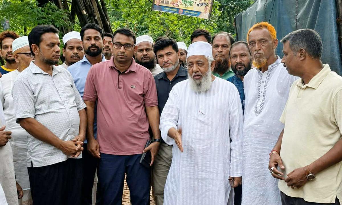 বন্যায় ক্ষতিগ্রস্ত সড়ক দ্রুত সংস্কারে প্রয়োজনীয় ব্যবস্থা নেওয়া হবে- শাহজাহান চৌধুরী এমপি