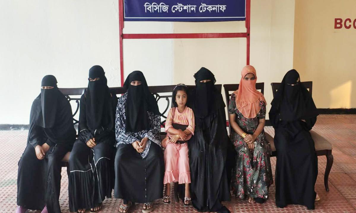 মালয়েশিয়া পাচারকালে নারী-শিশুসহ ৭ জন উদ্ধার
