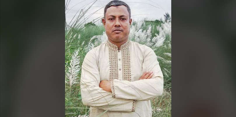বোয়ালখালীতে রাস্তার ইট তুলে ঘরে নেওয়ার অভিযোগ ইউপি সদস্যের বিরুদ্ধে