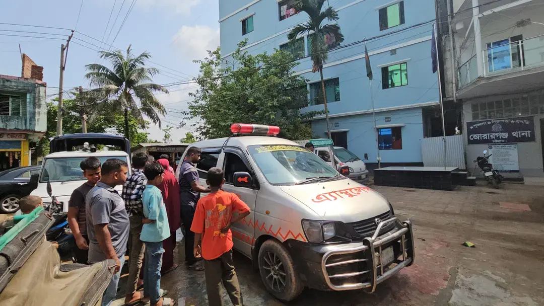 চট্টগ্রামে মাদক কারবার নিয়ে বাকবিতণ্ডার জেরে ছেলের হাতে বাবা খুন