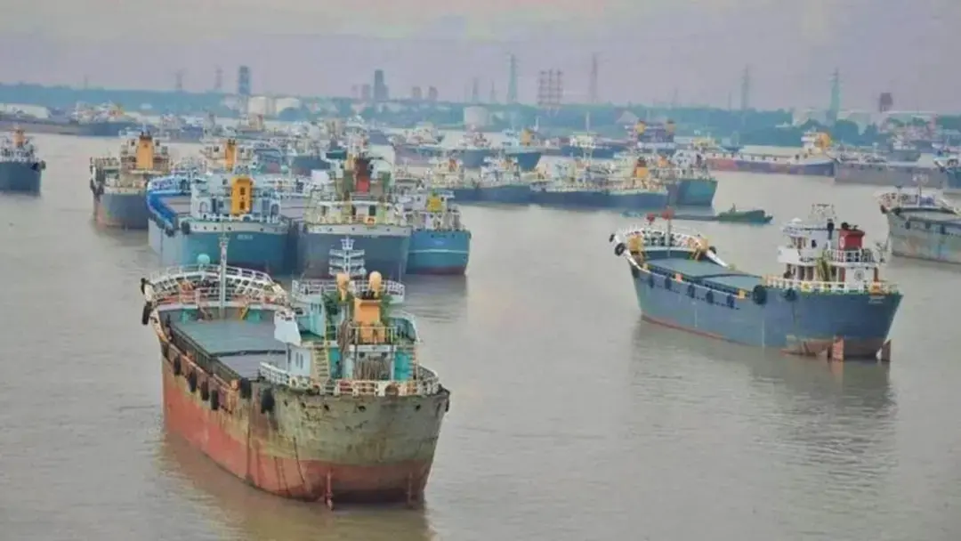 চট্টগ্রামে জাহাজে দুই নাবিকের মারামারি, ছুরিকাঘাতে থাই নাগরিক নিহত