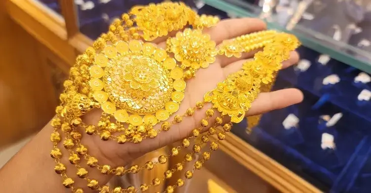 টানা তৃতীয় দফা কমলো সোনার দাম