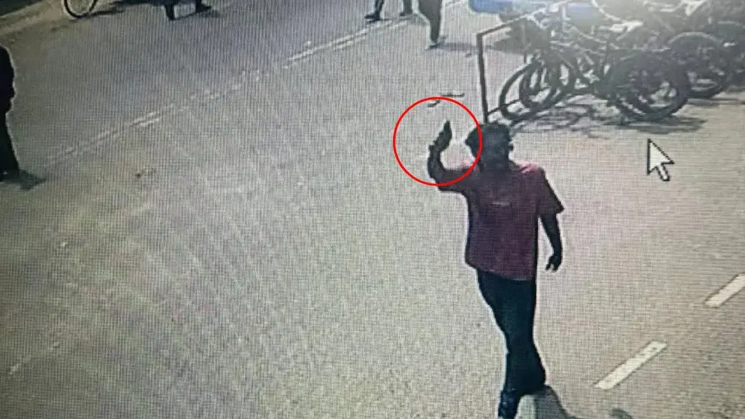 চট্টগ্রামে ফের গুলি ছুড়ে চাঁদা দাবি, চিহ্নিত হয়নি অস্ত্রধারী ৫ যুবক