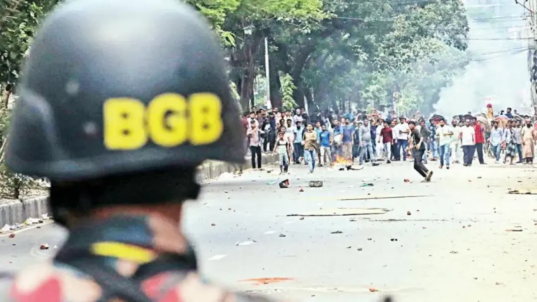 ১৯ জুলাই : কারফিউ-সেনা মোতায়েন, ইন্টারনেটহীন দেশে ছিল মৃত্যু উপত্যকা