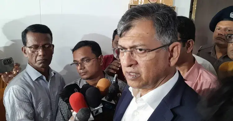 মাঝেমধ্যে বিদেশ থেকে উঁকিঝুঁকি ছাড়া আওয়ামী লীগের নাশকতার মুরোদ নেই: স্বরাষ্ট্রমন্ত্রী